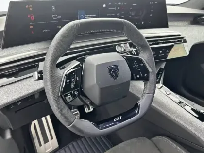Photo 8 Peugeot 5008  Hybrid 145 ch e-DCS6
