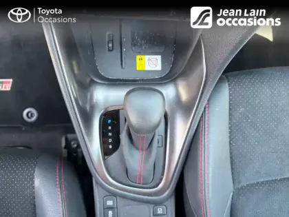 Photo 12 Toyota Yaris  Hybride 130h