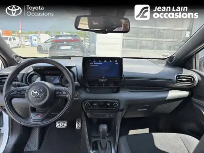 Photo 17 Toyota Yaris  Hybride 130h