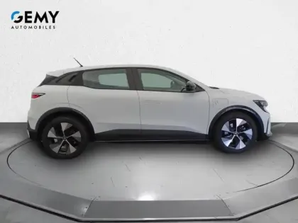 Photo 18 Renault Megane  E-Tech EV40 130ch standard charge