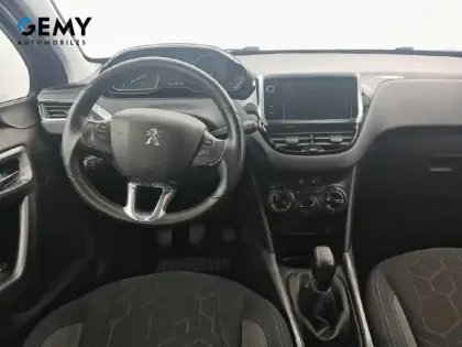Photo 7 Peugeot 2008  1.2 PureTech 82ch BVM5
