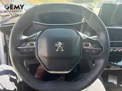 Photo 13 Peugeot 208  Electrique 50 kWh 136ch