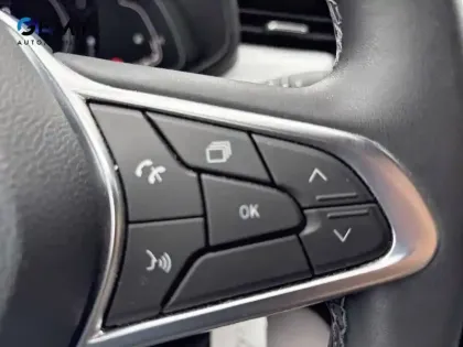 Photo 14 Renault Clio  E-Tech full hybrid 145
