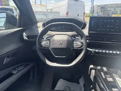 Photo 8 Peugeot 3008  Hybrid 225 e-EAT8