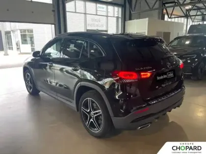 Photo 33 Mercedes GLA  250 e 8G-DCT