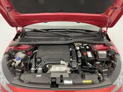Photo 20 Peugeot 208  PureTech 100 S&S BVM6