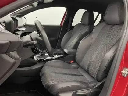 Photo 13 Peugeot 208  PureTech 100 S&S BVM6