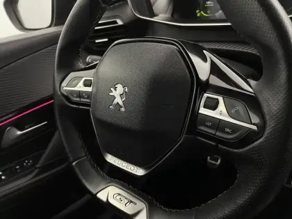 Photo 24 Peugeot 208  PureTech 100 S&S BVM6