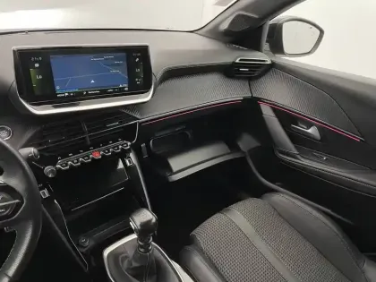 Photo 25 Peugeot 208  PureTech 100 S&S BVM6