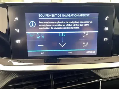 Photo 38 Peugeot 2008  BlueHDi 110 S&S BVM6