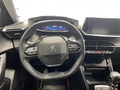 Photo 10 Peugeot 2008  BlueHDi 110 S&S BVM6