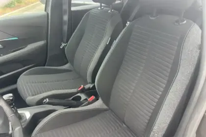 Photo 8 Peugeot 208  PureTech 100 S&S BVM6
