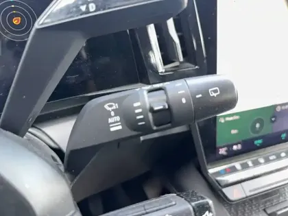 Photo 27 Renault Megane  E-Tech EV60 130ch optimum charge