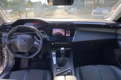 Photo 15 Peugeot 308  PureTech 130ch S&S BVM6
