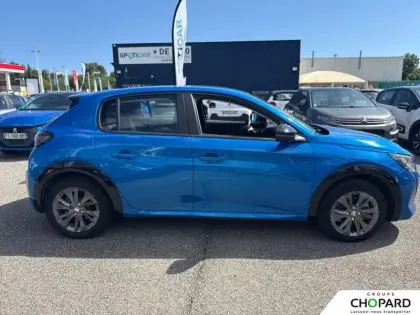 Photo 19 Peugeot 208  Electrique 50 kWh 136ch