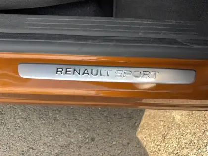 Photo 28 Renault Captur  E-Tech 145 - 21