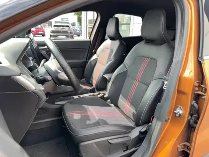 Photo 8 Renault Captur  E-Tech 145 - 21