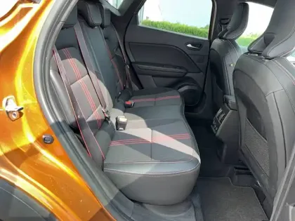 Photo 14 Renault Captur  E-Tech 145 - 21