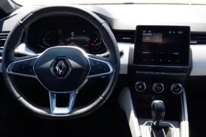 Photo 8 Renault Clio  E-Tech 140 - 21N