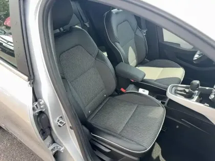 Photo 56 Renault Clio  E-Tech 140 - 21N