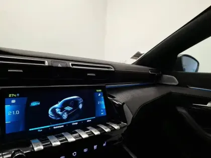 Photo 32 Peugeot 508  SW Hybrid 225 e-EAT8