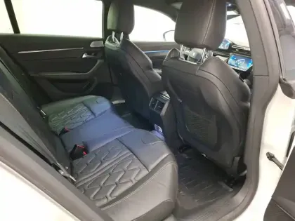 Photo 34 Peugeot 508  SW Hybrid 225 e-EAT8