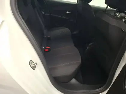 Photo 21 Peugeot 208  PureTech 100 S&S BVM6