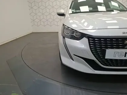 Photo 8 Peugeot 208  PureTech 100 S&S BVM6