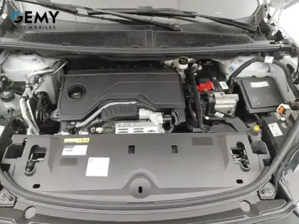 Photo 11 Peugeot 5008  Hybrid 145 ch e-DCS6