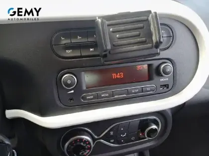 Photo 14 Renault Twingo  III Achat Intégral - 21
