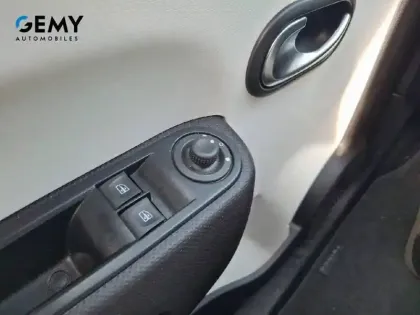 Photo 53 Renault Twingo  III Achat Intégral - 21