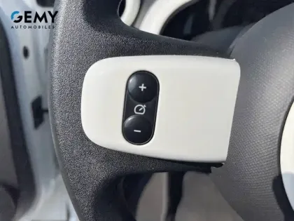 Photo 17 Renault Twingo  III Achat Intégral - 21