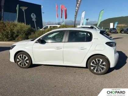 Photo 33 Peugeot 208  Hybrid 110 e-DCS6