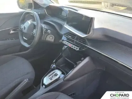 Photo 12 Peugeot 208  Hybrid 110 e-DCS6
