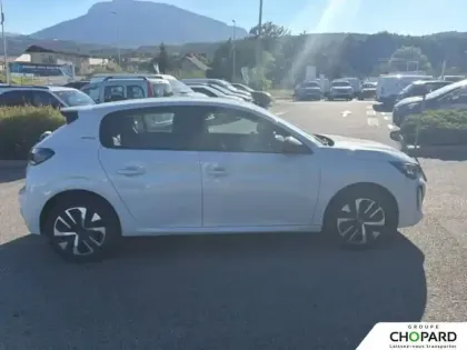 Photo 32 Peugeot 208  Hybrid 110 e-DCS6