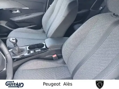 Photo 9 Peugeot 208  PureTech 100 S&S BVM6