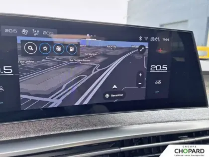 Photo 13 Peugeot 3008  Hybrid 136 e-DCS6