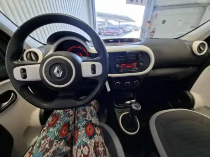 Photo 8 Renault Twingo  III SCe 75 - 20