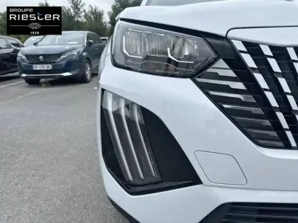 Photo 15 Peugeot 2008  PureTech 130 S&S EAT8
