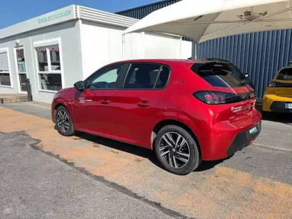 Photo 18 Peugeot 208  PureTech 100 S&S EAT8