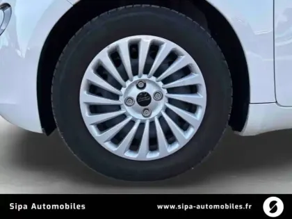 Photo 8 Fiat 500  e 95 ch
