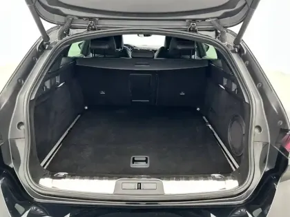 Photo 5 Peugeot 508  SW Hybrid 225 e-EAT8
