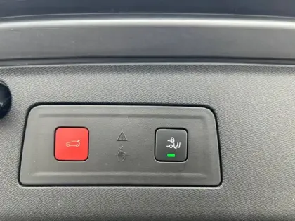 Photo 14 Peugeot 508  SW Hybrid 225 e-EAT8