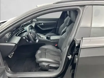 Photo 10 Peugeot 508  SW Hybrid 225 e-EAT8