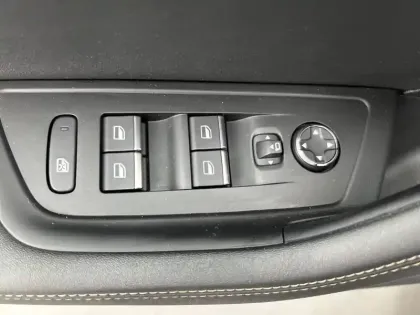 Photo 19 Peugeot 508  SW Hybrid 225 e-EAT8