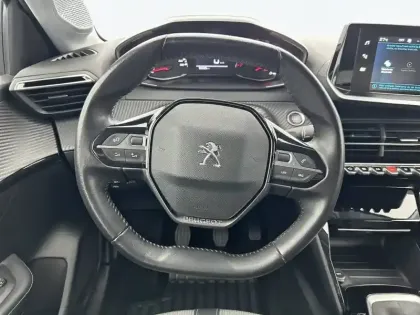 Photo 8 Peugeot 208  PureTech 100 S&S BVM6