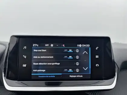 Photo 21 Peugeot 208  PureTech 100 S&S BVM6
