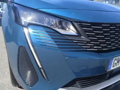 Photo 15 Peugeot 3008  PureTech 130ch S&S EAT8