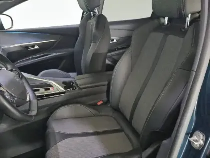 Photo 34 Peugeot 3008  PureTech 130ch S&S EAT8