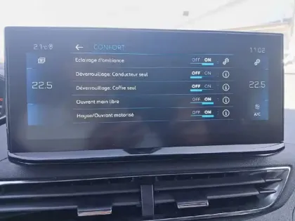 Photo 21 Peugeot 3008  PureTech 130ch S&S EAT8